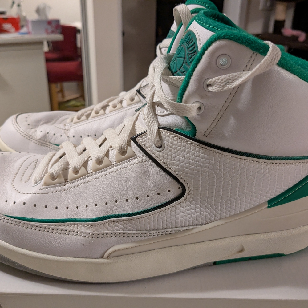 Jordan Nike 2 Retro Lucky Green Sneakers Size 10